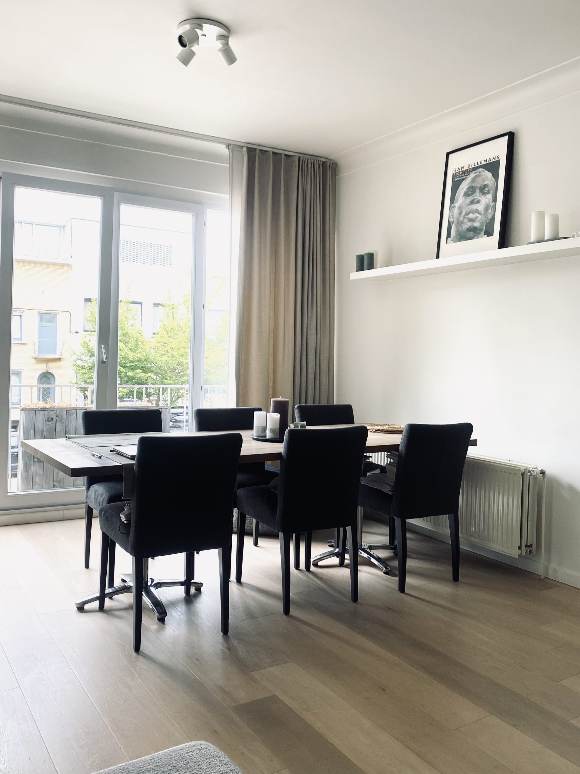 apartment for rent in antwerp-living room