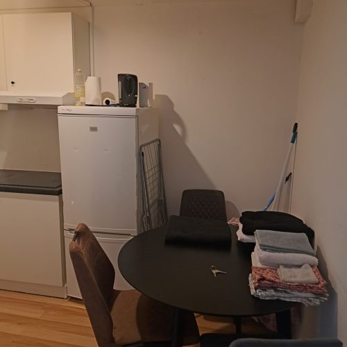 Apartment for rent in Deurne, Antwerp, dining table