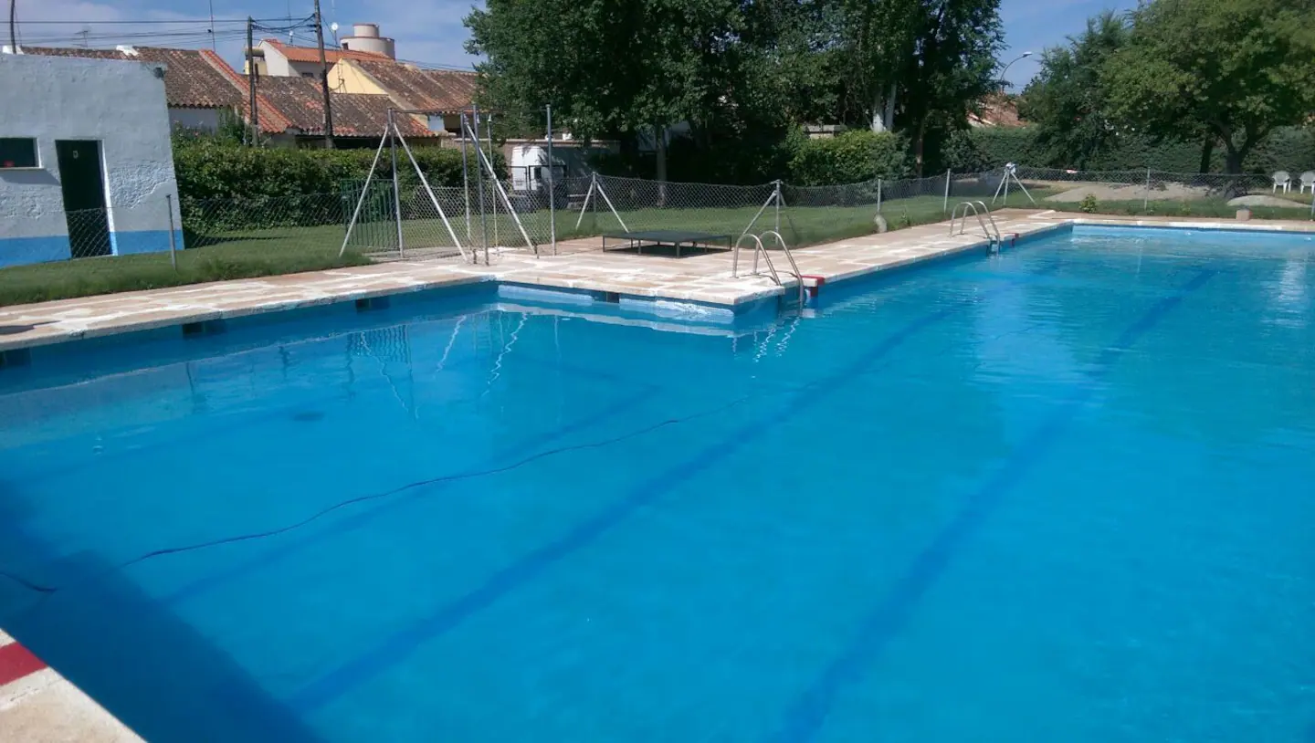 House for rent in Orgaz swiming pool