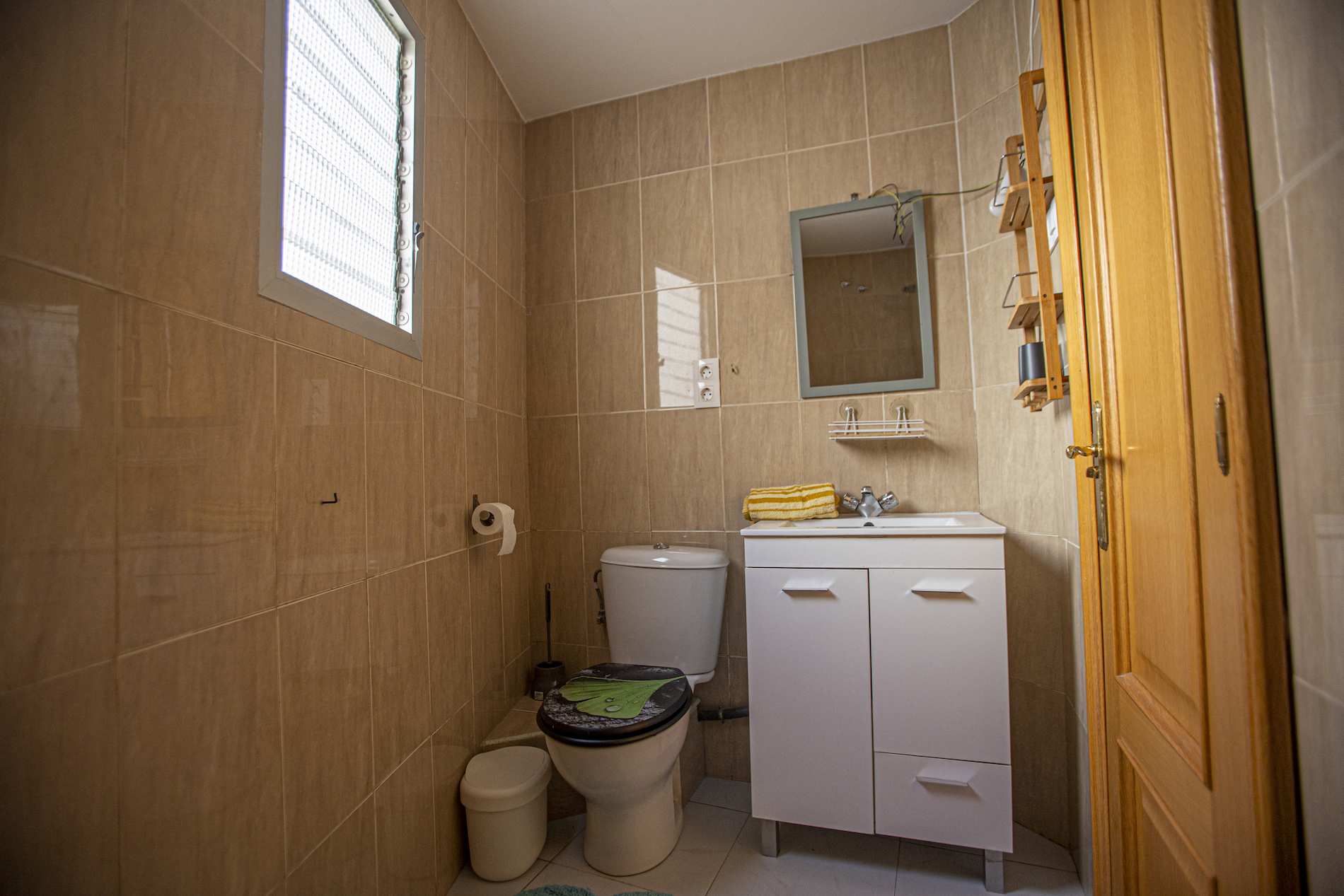 apartment-for-rent-in-mislata-bathroom
