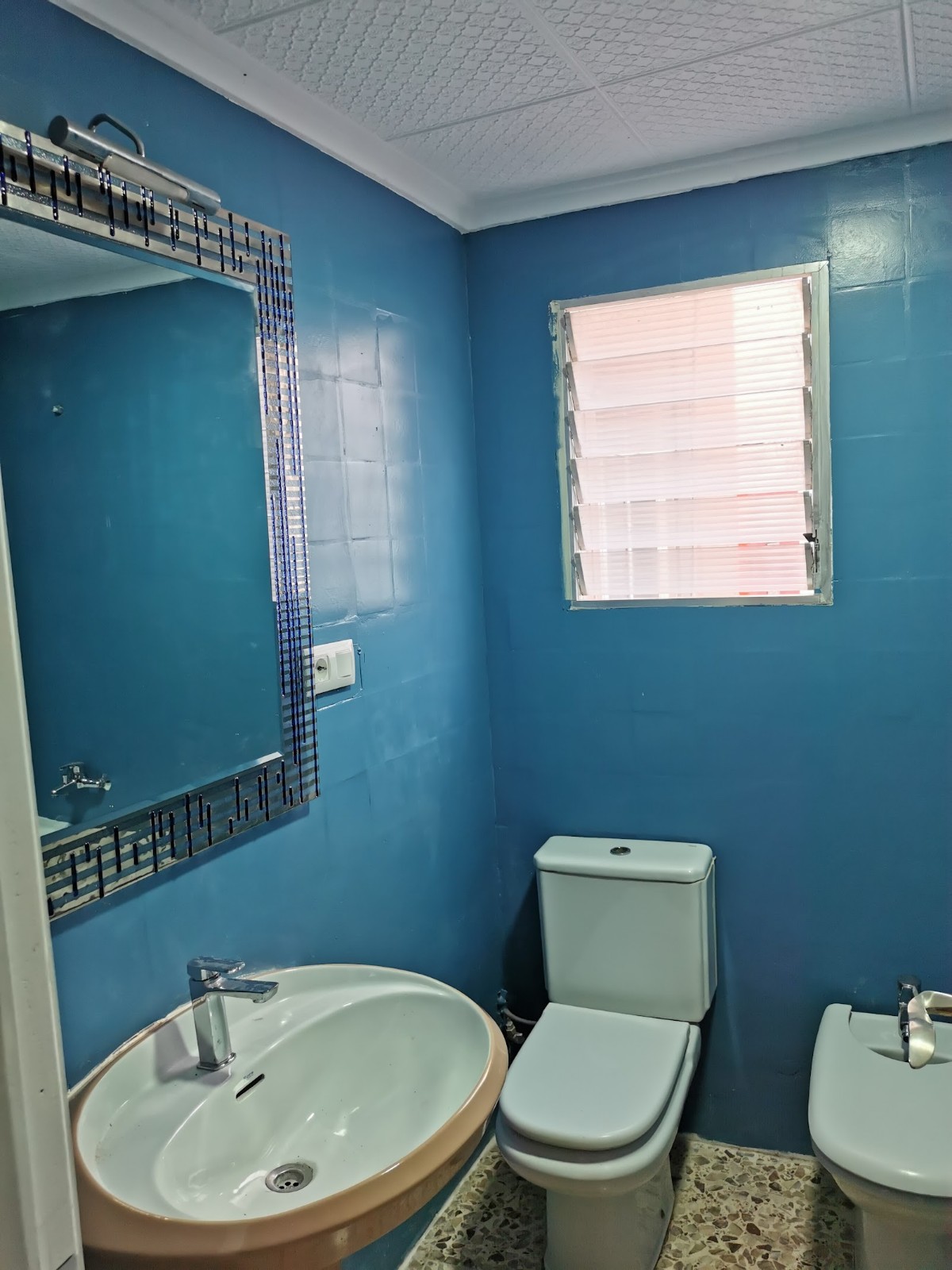 apartment-for-rent-in-sagunto-bathroom