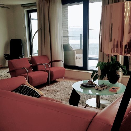 apartment-for-rent-in-lambert-livingroom