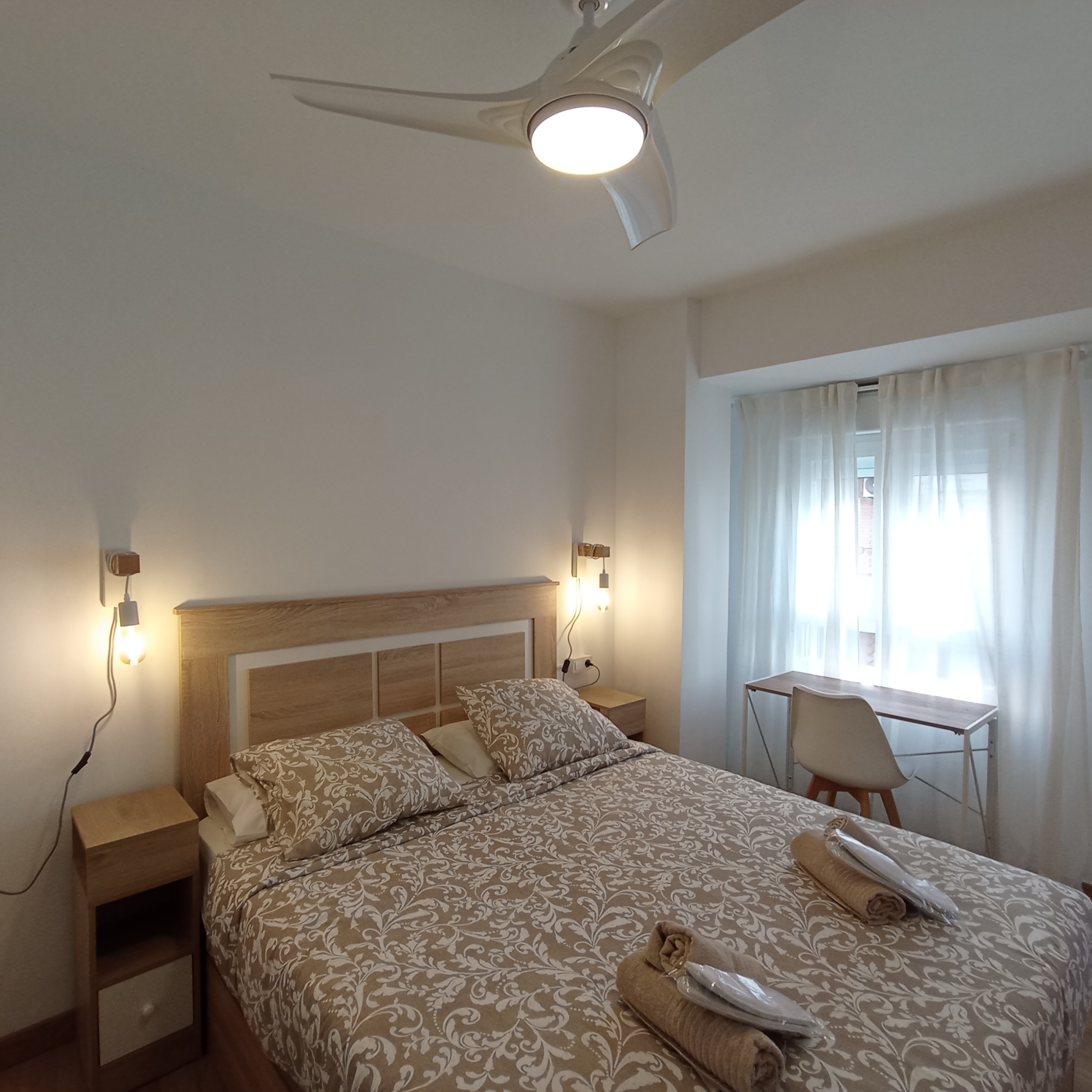 Trafalgar - 3 Bedroom apartment for rent in Valencia double bedroom 3