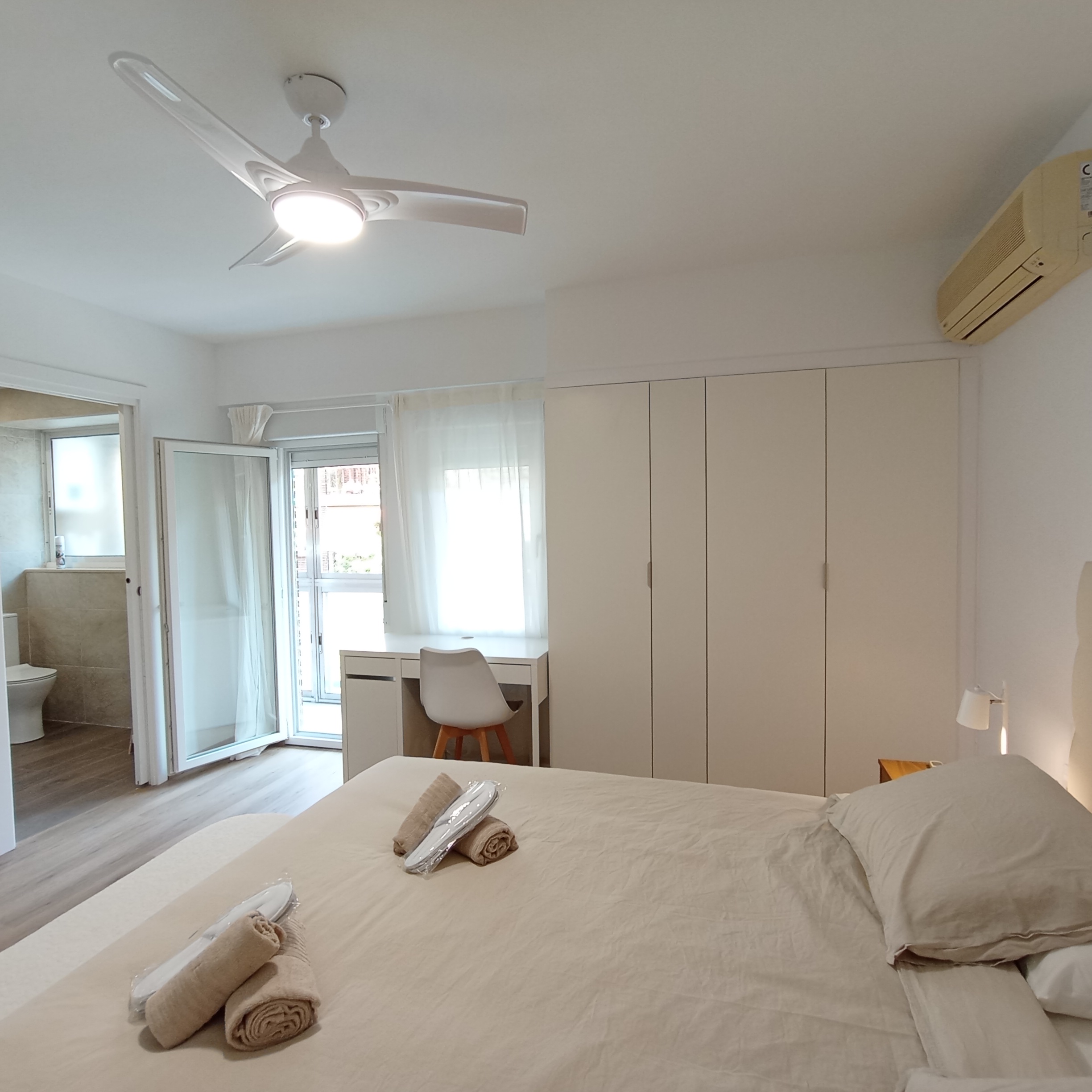 Trafalgar - 3 Bedroom apartment for rent in Valencia double bedroom 6