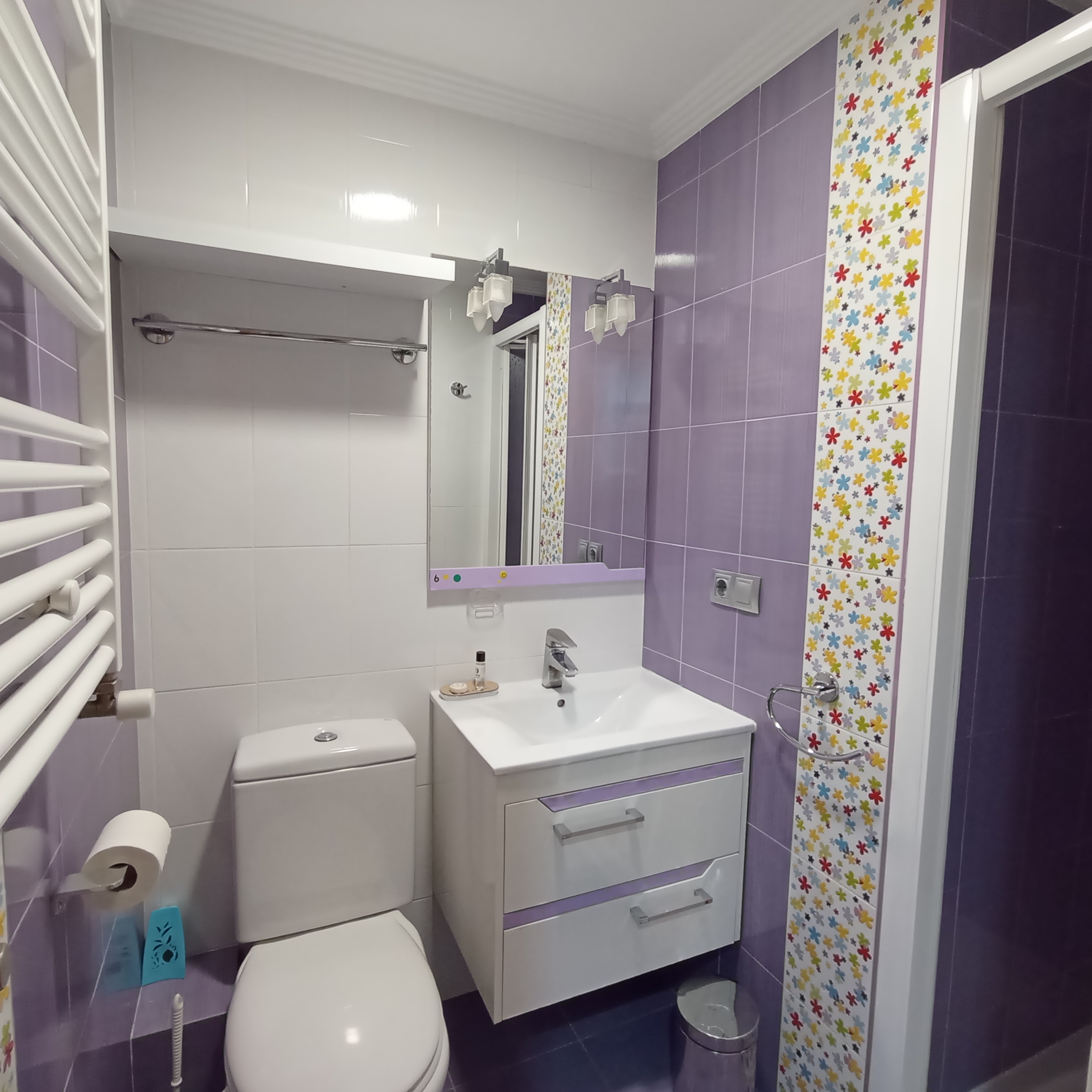 Escultor - 3 Bedroom apartment for rent in Valencia bathroom 2