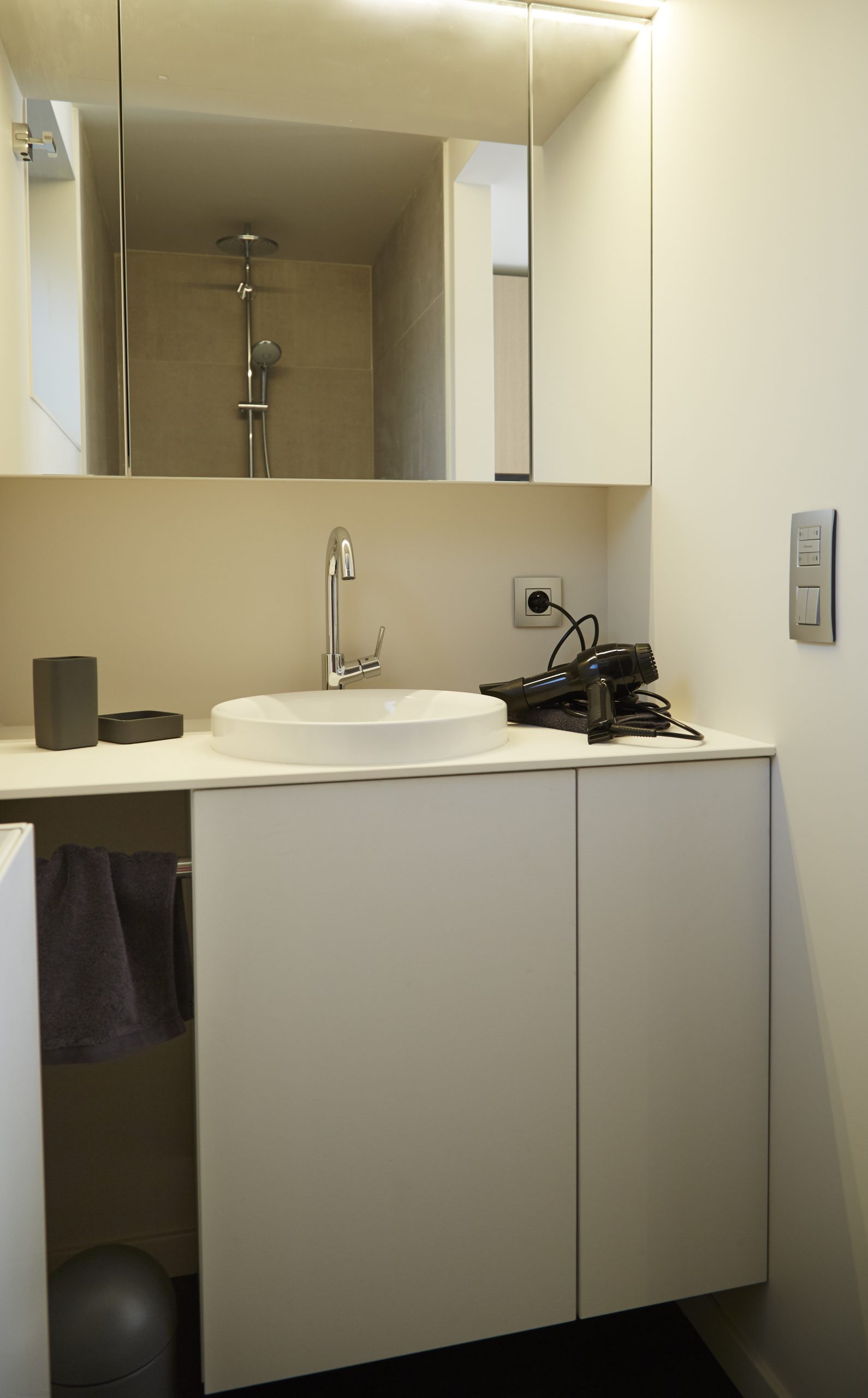 aparment-for-rent-in-ghent-bathroom