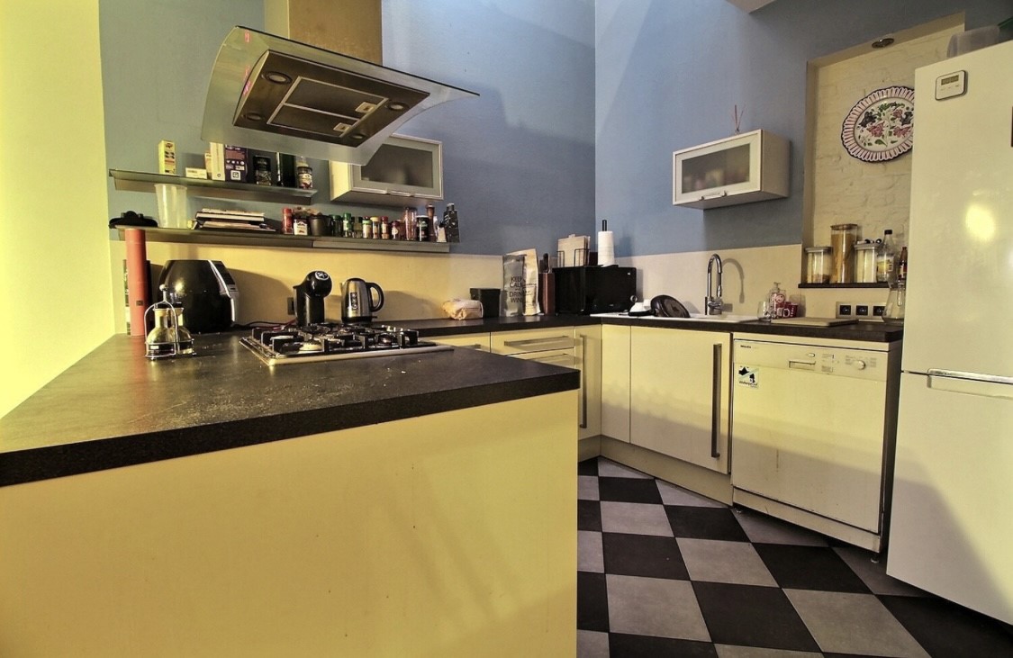 apartment-for-rent-in-bruxelles-kitchen
