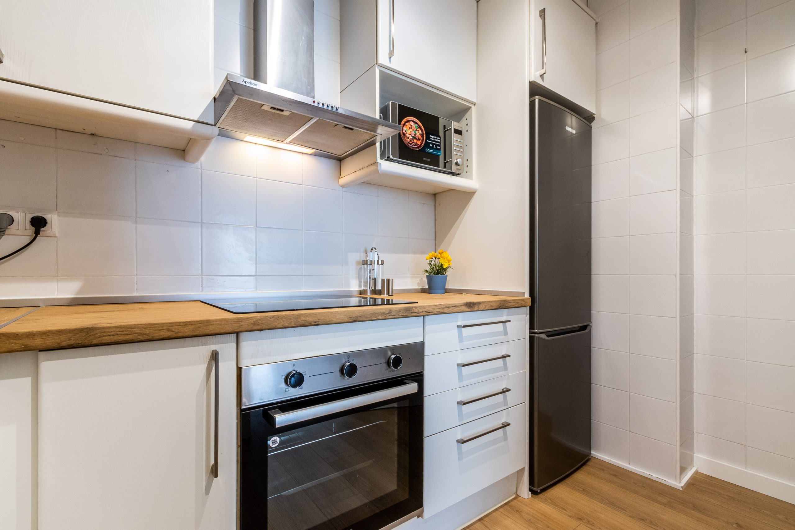 apartment-for-rent-in-terrassa-kitchen