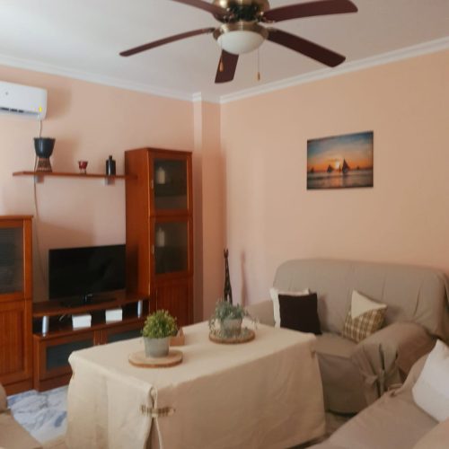 apartment-for-rent-in-cadiz-livingroom