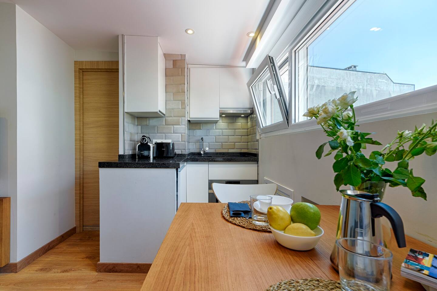 apartment-for-rent-in-a-coruña-kitchen